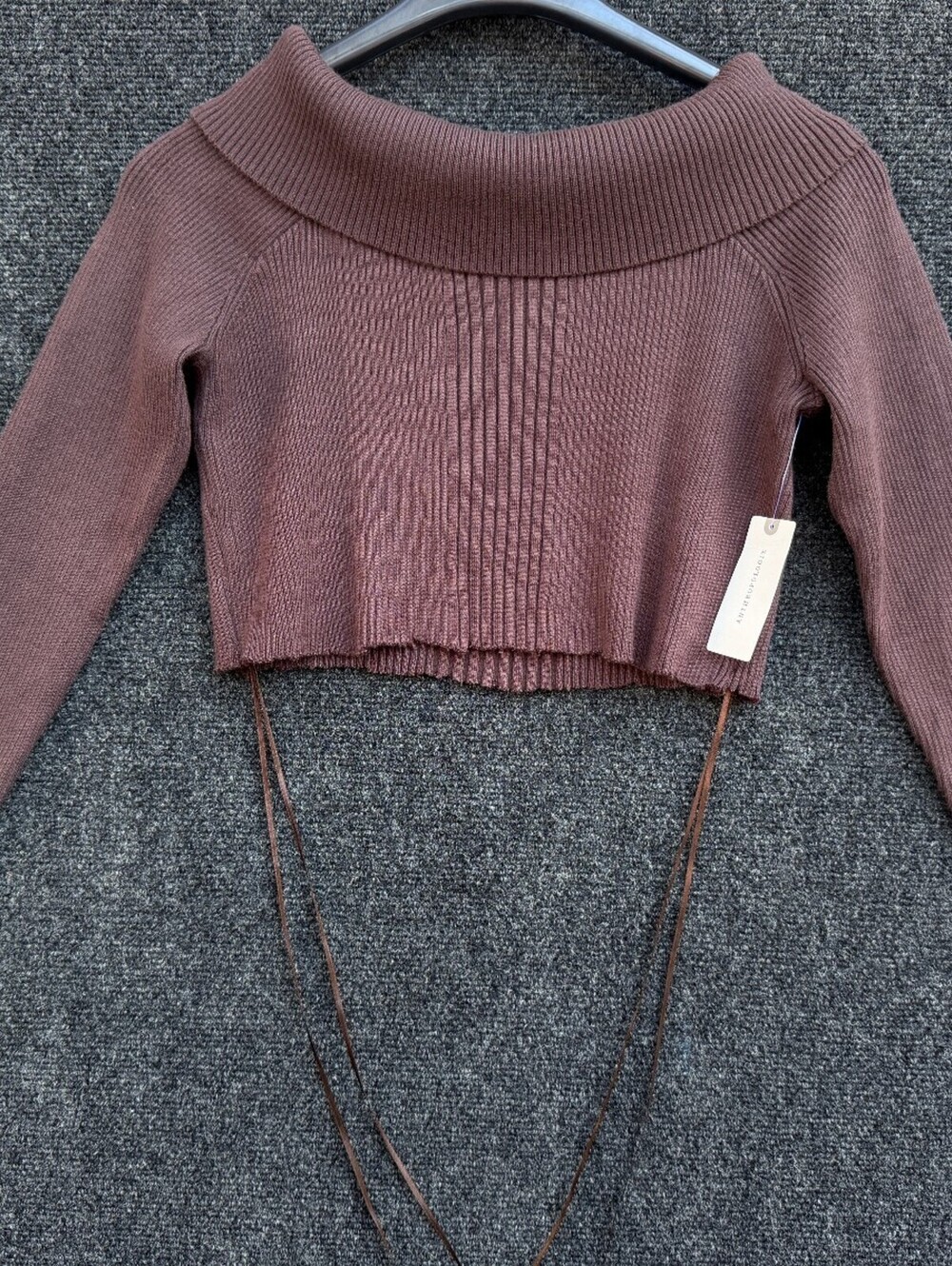 Anthropologie Off Shoulder Ribbed Crop Sweater Mauve Size M
